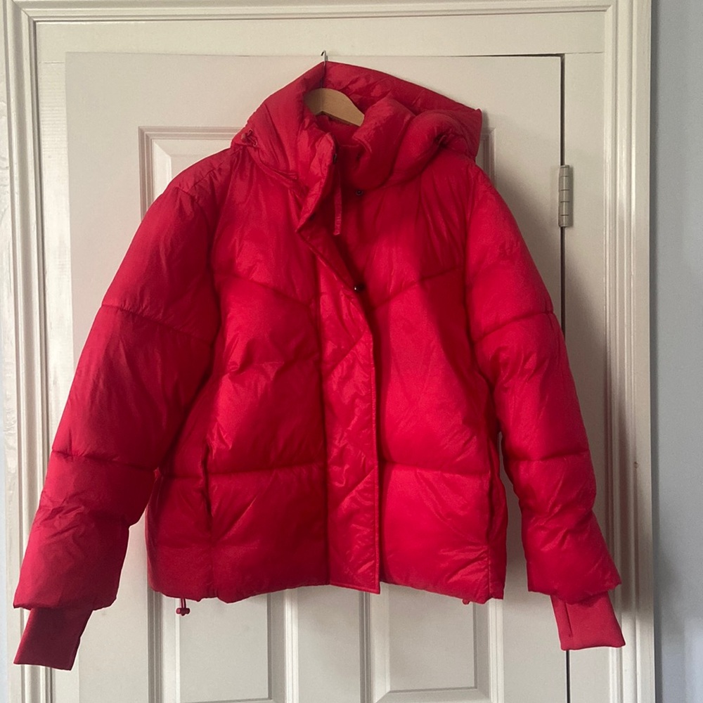 BCBGeneration NWT red puffer jacket